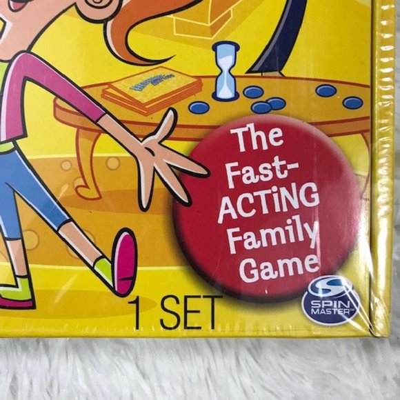 Hedbanz Act Up! Game - Picture 4 of 13